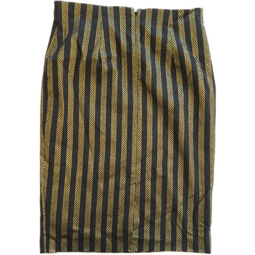 2/$30🌼 NWOT Halogen Black And Gold Pencil Skirt - Picture 2 of 5